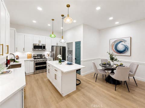Photo of 39832 De Vendome Court, Murrieta, CA 92563 (MLS # SW26177722)