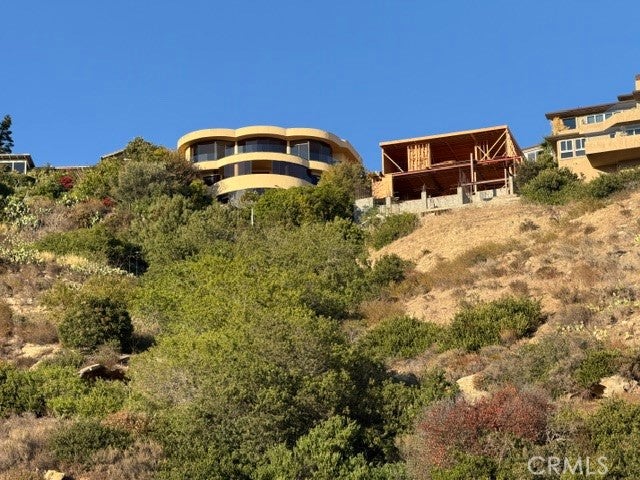 664 Mystic View