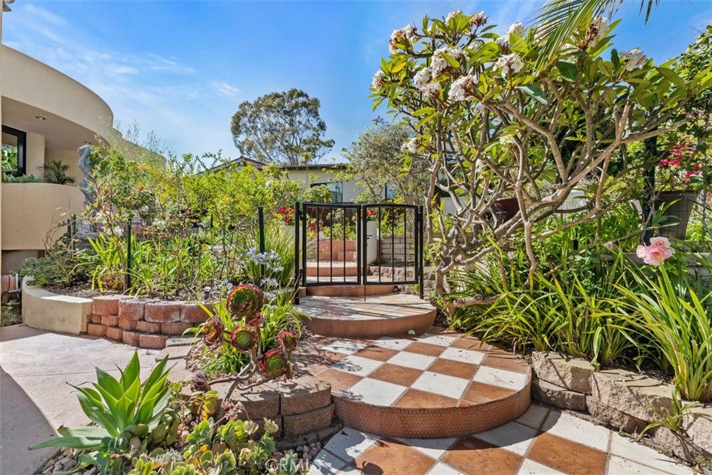 664 Mystic View, Laguna Beach CA 92651 - Photo 12
