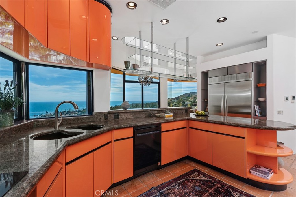 664 Mystic View, Laguna Beach CA 92651 - Photo 23