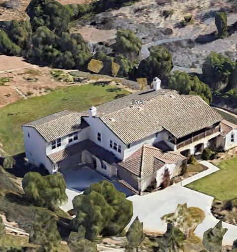 1964 Tracy Ct Fallbrook CA 92028