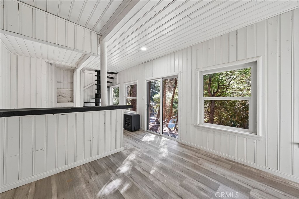 Crestline (CRES) - Residential