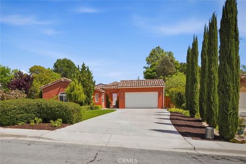 Photo of 1602 Windstar Court Ct, Paso Robles, CA 93446 (MLS # SC26082852)