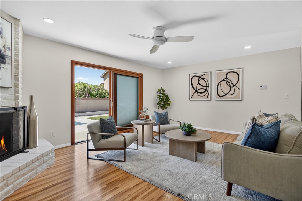 6692 Kiwi Cir