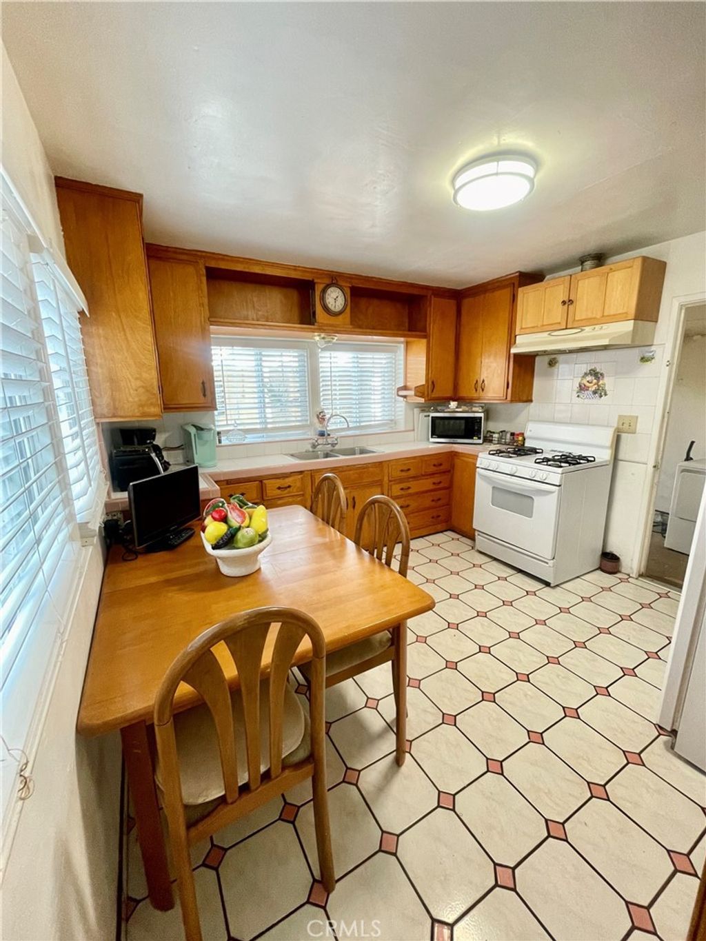 Photo of 823 Commonwealth Avenue, Venice, CA 90291 (MLS # DW25267141)