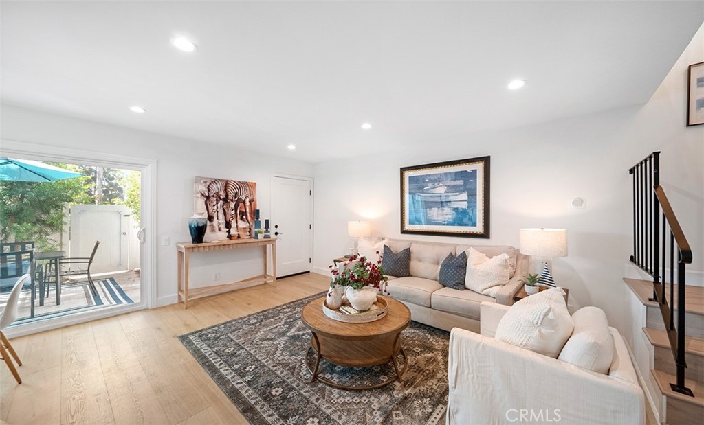 6567 Woodburn Lane 7