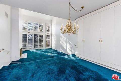 4342 Redwood Avenue C307 Marina Del Rey CA 90292