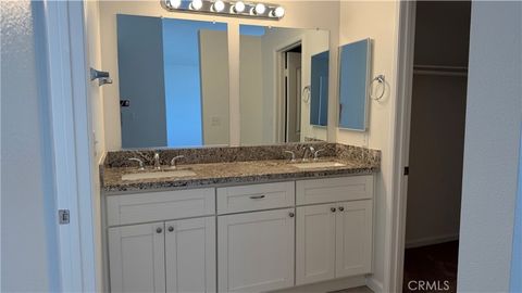 Tiny photo for 958 High Peak DR, Riverside, CA 92506 (MLS # IV26121931)