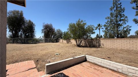 Tiny photo for 958 High Peak DR, Riverside, CA 92506 (MLS # IV26121931)