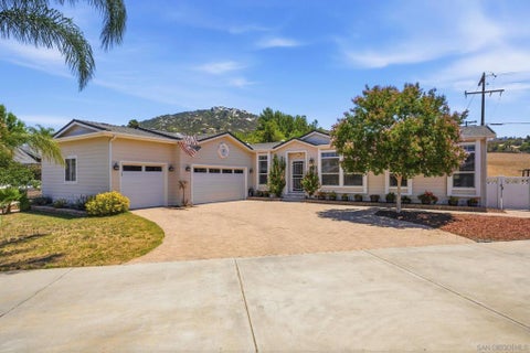 Photo of 2239 Black Canyon Rd #167 RD, Ramona, CA 92065 (MLS # 260013753SD)
