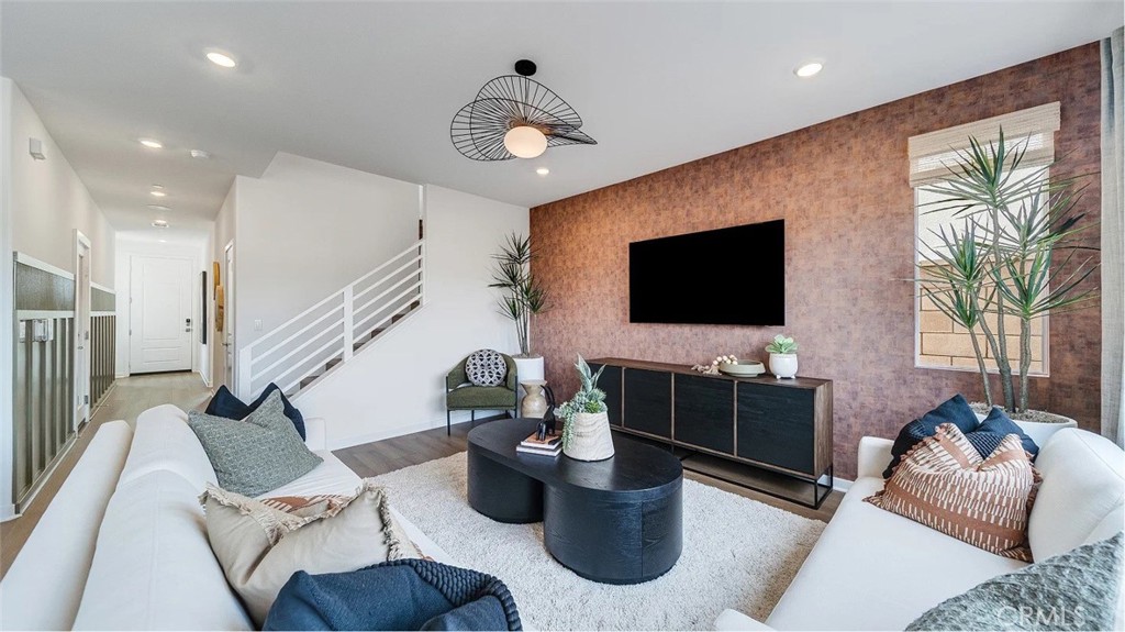 3240 Homestead Paseo Avenue