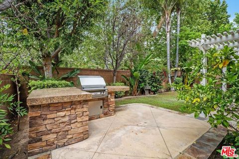 Tiny photo for 17 Mount Vernon, Irvine, CA 92620 (MLS # 26670427)