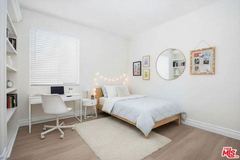 Tiny photo for 17 Mount Vernon, Irvine, CA 92620 (MLS # 26670427)