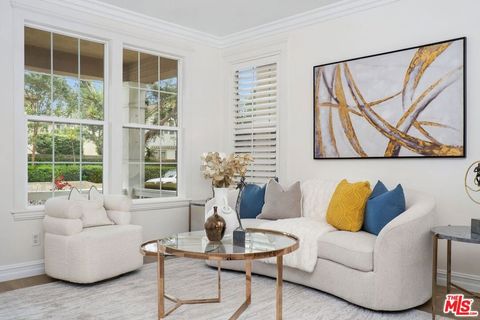 Tiny photo for 17 Mount Vernon, Irvine, CA 92620 (MLS # 26670427)