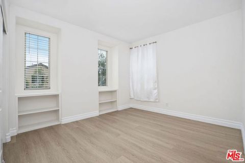 Tiny photo for 17 Mount Vernon, Irvine, CA 92620 (MLS # 26670427)
