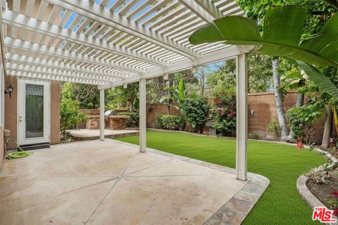 Tiny photo for 17 Mount Vernon, Irvine, CA 92620 (MLS # 26670427)