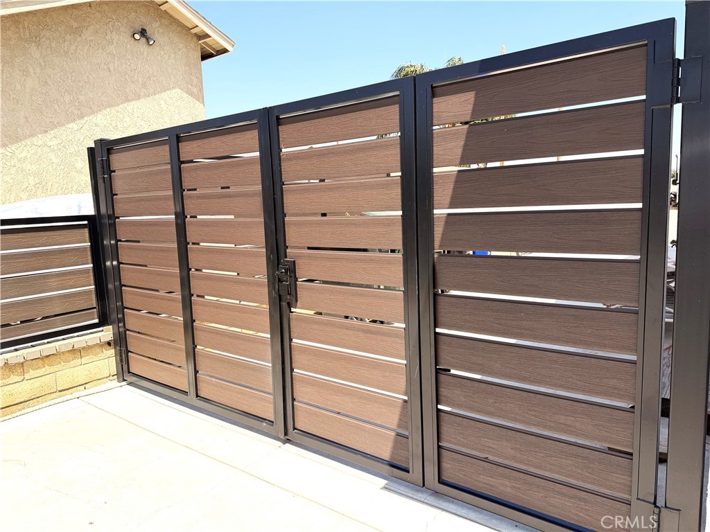5302 TRAIL CANYON