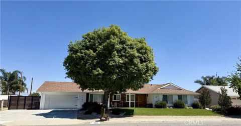 Photo of 5302 TRAIL CANYON Dr, Jurupa Valley, CA 91752 (MLS # IV26077990)