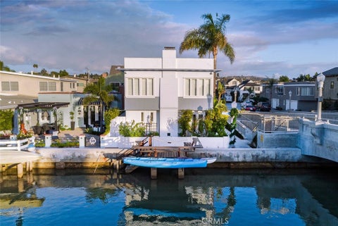 Photo of 200 Grand Canal, Newport Beach, CA 92662 (MLS # NP26198521)