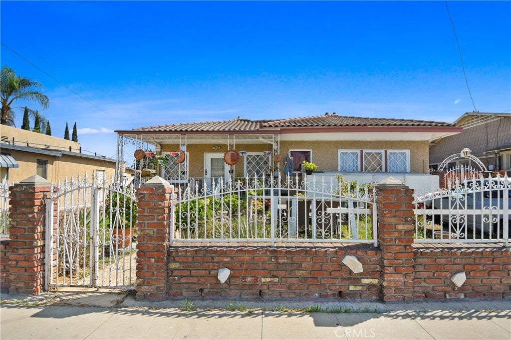 3544 Granada