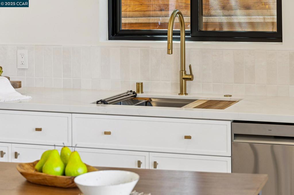 EMERYVILLE - Residential