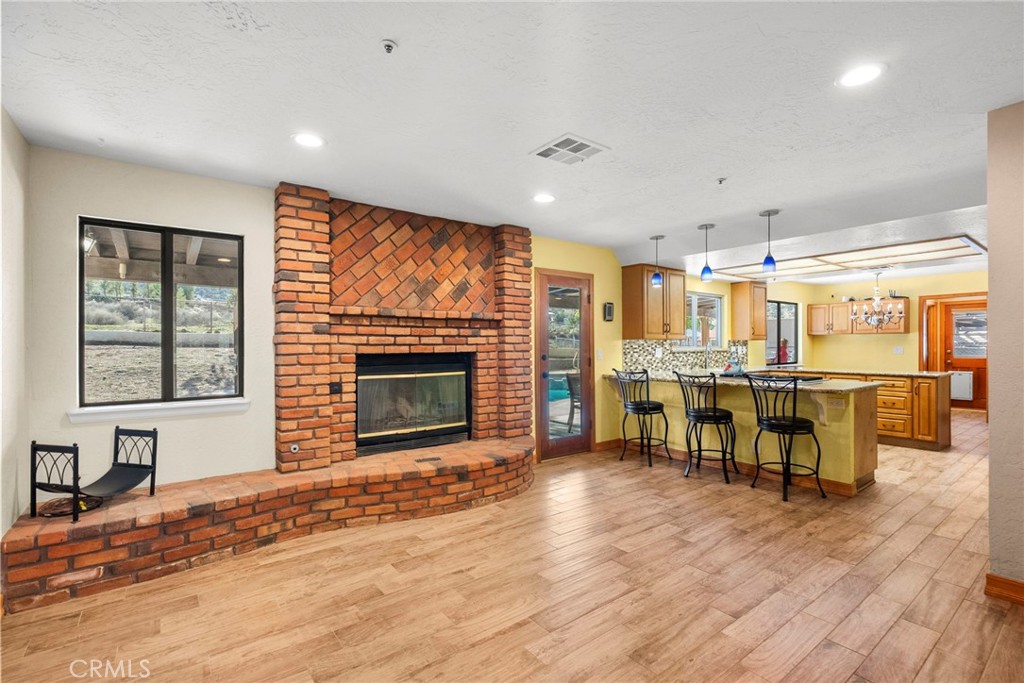 902 Searchlight Ranch