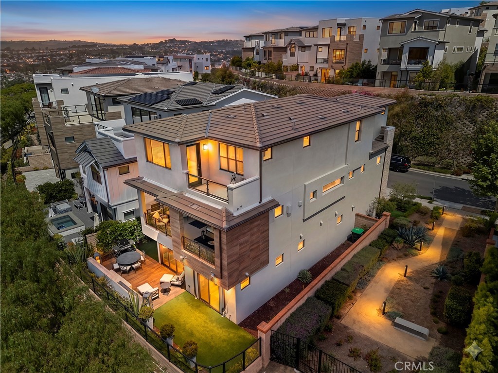 26308 Paseo Sillin