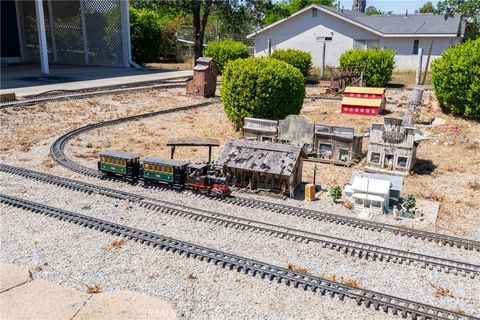 Tiny photo for 4070 Jardine RD, Paso Robles, CA 93446 (MLS # NS26101800)