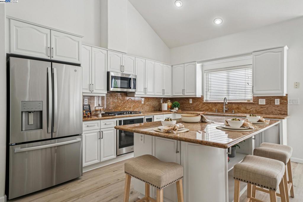 MOLLER RANCH ESTATES - Residential
