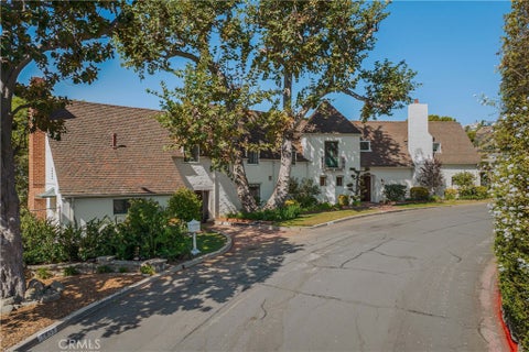 Photo of 1463 Melwood Drive, Glendale, CA 91207 (MLS # GD26213295)