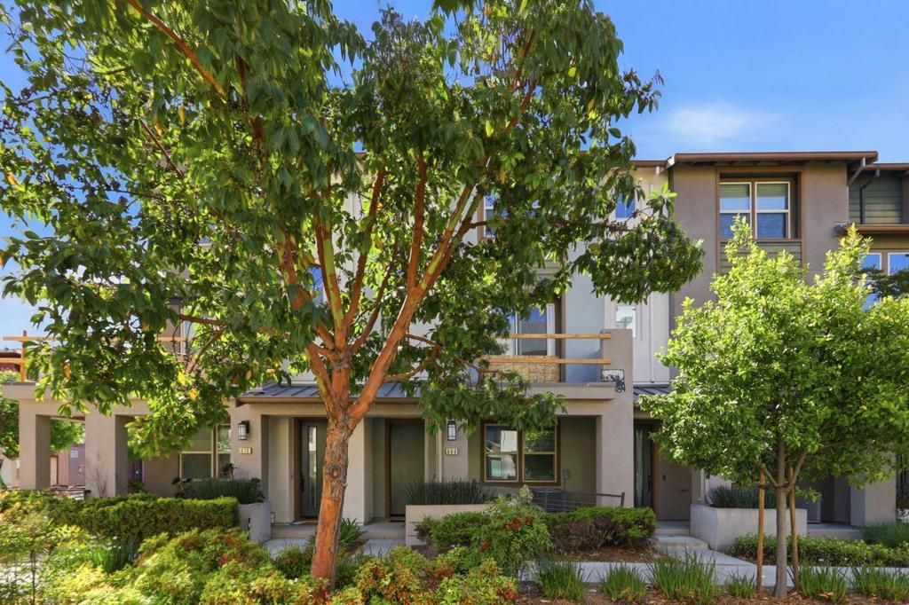 Photo of 880 Apollo Pl, Santa Clara, CA 95051 (MLS # ML82043583)