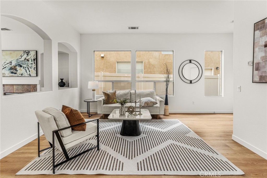 La Poloma - Residential