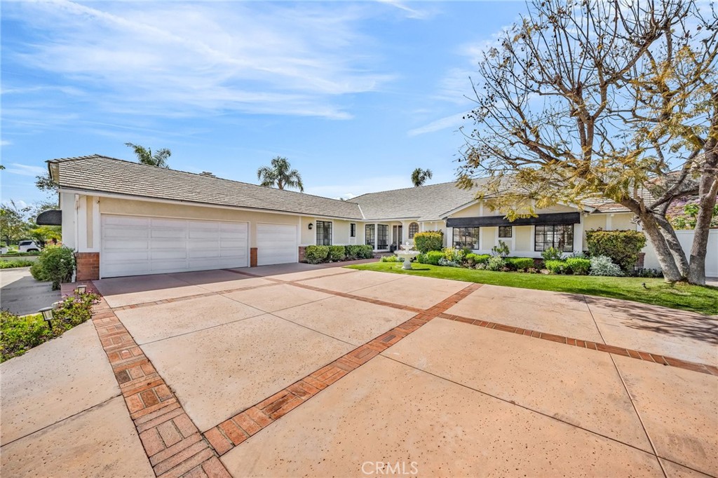 21 Santa Catalina Dr