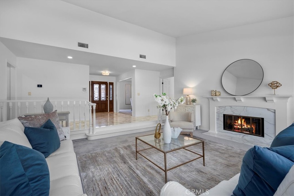21 Santa Catalina Dr