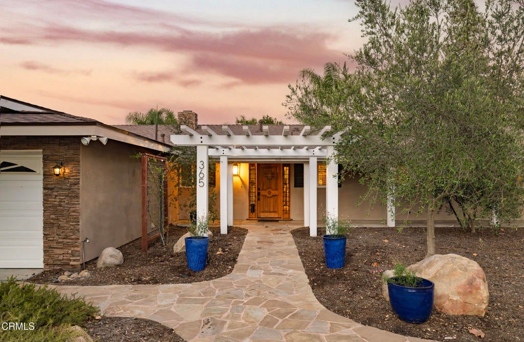 Properties 3 365 Encino Drive