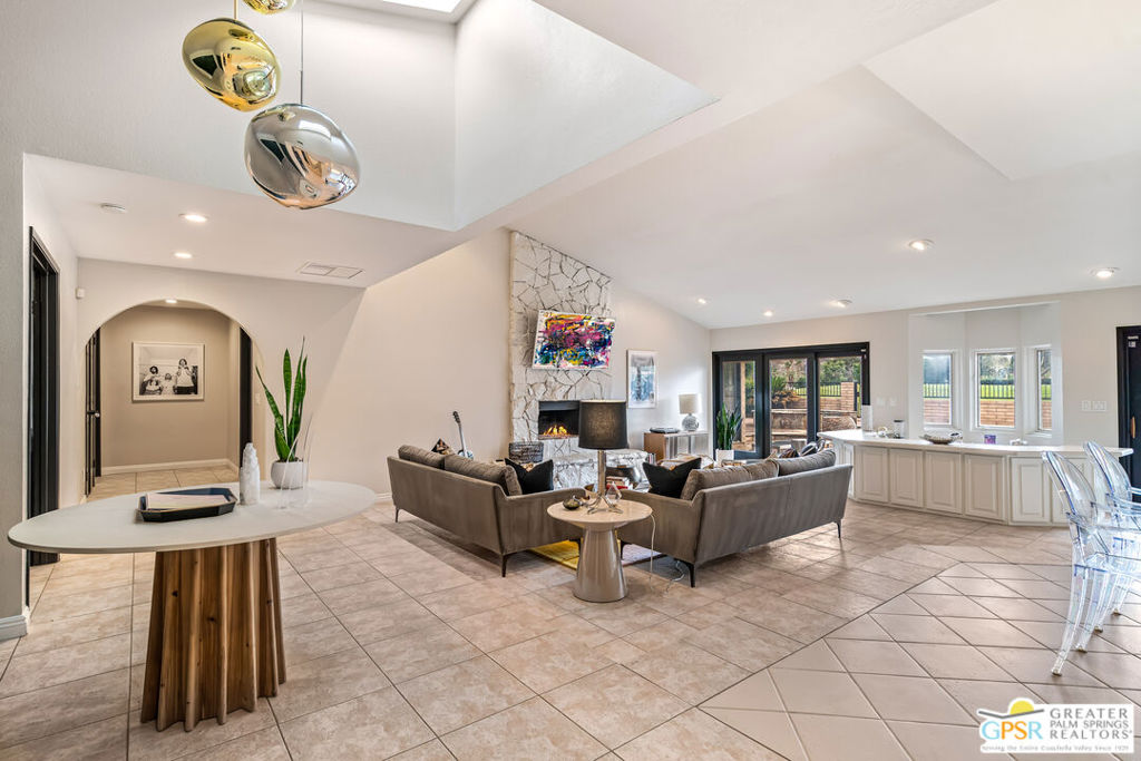 Tahquitz Creek Golf - Residential