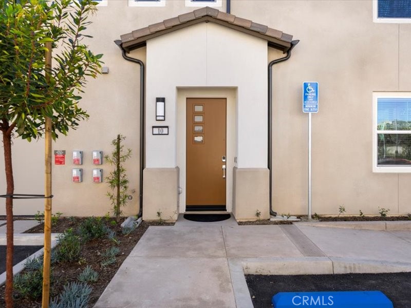 1720 Park Street E 10