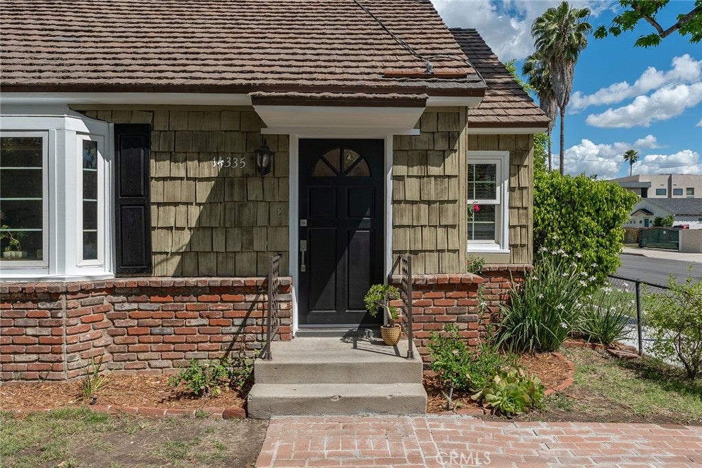 14335 Magnolia