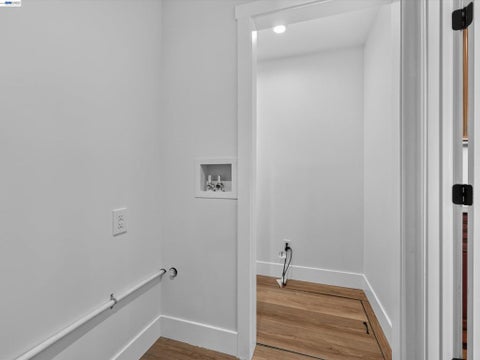 Tiny photo for 3035 Logan St St, Oakland, CA 94601 (MLS # 41151556)