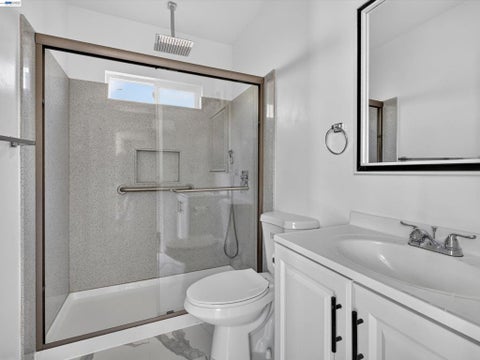 Tiny photo for 3035 Logan St St, Oakland, CA 94601 (MLS # 41151556)