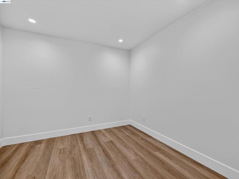 Tiny photo for 3035 Logan St St, Oakland, CA 94601 (MLS # 41151556)