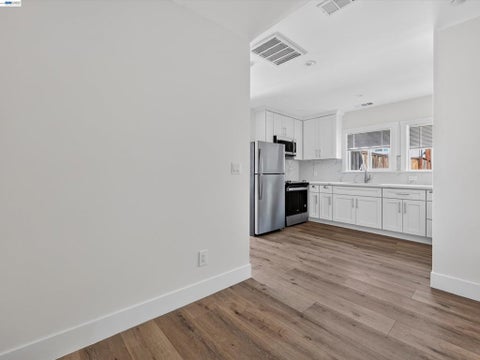 Tiny photo for 3035 Logan St St, Oakland, CA 94601 (MLS # 41151556)