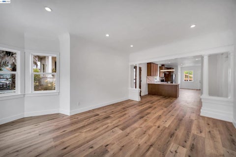 Tiny photo for 3035 Logan St St, Oakland, CA 94601 (MLS # 41151556)