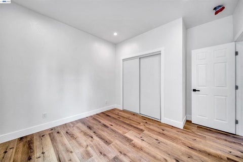 Tiny photo for 3035 Logan St St, Oakland, CA 94601 (MLS # 41151556)