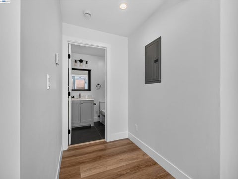 Tiny photo for 3035 Logan St St, Oakland, CA 94601 (MLS # 41151556)
