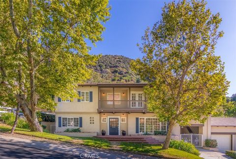 Photo of 19 Round Up Road, Bell Canyon, CA 91307 (MLS # IG26147934)