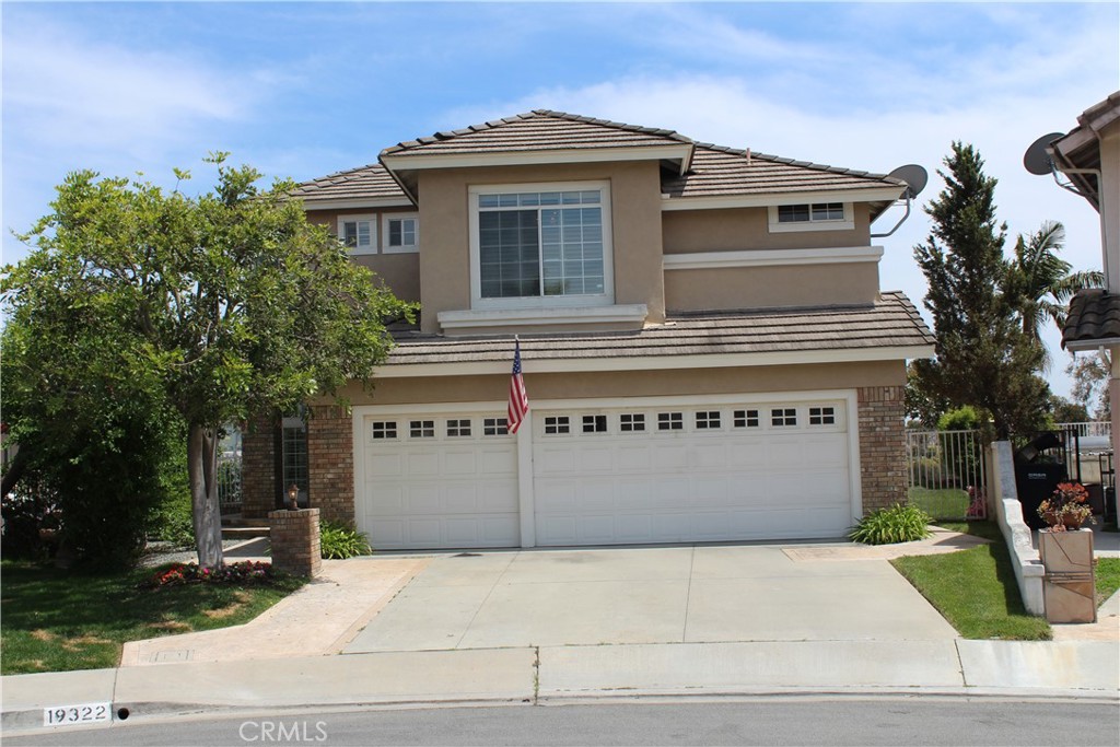 A one of a kind SPECTACULAR PANORAMIC VIEWS from this beautiful 3 story, 3400sqft remodeled upgraded home. Panoramic view throughout home. Gazebo with overlooking view. Lg wrap around yard on a private Cul-de-sac. KITCHEN includes: Lg breakfast nook w/bay window. Granite countertops & Lg Island. 2 walk-in pantries. Beautiful cabinets w/stained glass. Electro lux double oven. Bosch dishwasher. French doors leading out to lg covered deck/patio. Lg entertaining family rm w/custom mantled gas fireplace, ceiling fans & custom media alcove. Lr living room, formal dining room, French doors open to private yard. Upgraded Italian Travertine thru-out downstairs. Plush inlay carpet in family rm. Plantation shutters thru-out home. High vaulted ceilings. Crown molding and lr baseboards thru-out home. New plush carpeting on stairs & upstairs. Spiral staircase. Upstairs laundry room w/ granite counter tops laundry room, granite counter tops, cabinets. 4 bdrms (2 masters). Downstairs den, lg double door entry. 4 bathrooms w/beautiful mirrors, marble countertops, upgraded sinks. Lg Main floor bath includes wainscoting, framed mirror, Marble vanity. Lr Master Bath: Italian travertine thru-out, Marble counter, 2-person jacuzzi with multiple jets, lg walk-in waterfall shower, framed mirror, silk vignette window shades, Mirrored walk-in closet. Master suite: romantic sitting area and fireplace, Wall of windows, French slider overlooking one of a kind panoramic view, Lg oversized deck w/ amazing panoramic views. 3rd story: 2nd master being used as office/bonus rm, Panoramic Views thru-out, vignette shades, full bath, granite vanity. PLUS, MORE UPGRADES. Walk to HOA pool, club house, tennis & volleyball. Close to schools, parks, entertainment, whiting ranch & 241 toll rd. Seller will credit to buyer $6,000 for main floor bath shower.