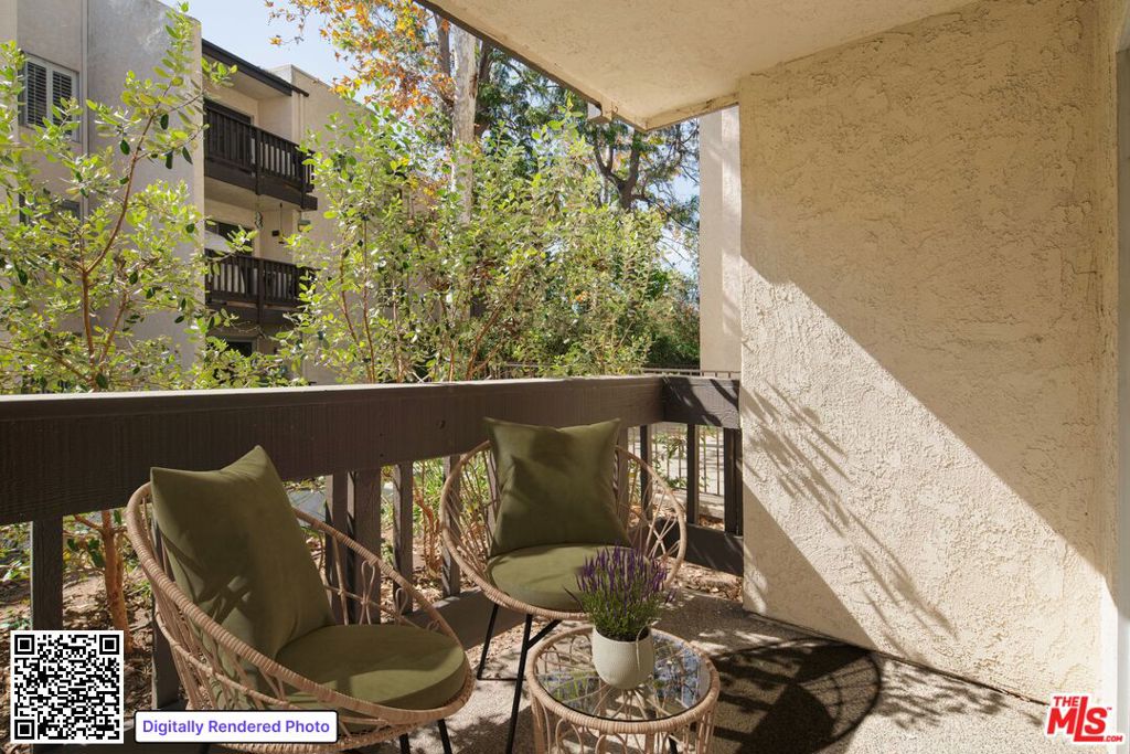 Photo of 9107 Summertime Lane, Culver City, CA 90230 (MLS # 26104223)
