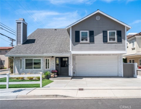 Photo of 2001 Dufour Avenue, Redondo Beach, CA 90278 (MLS # SB26161066)