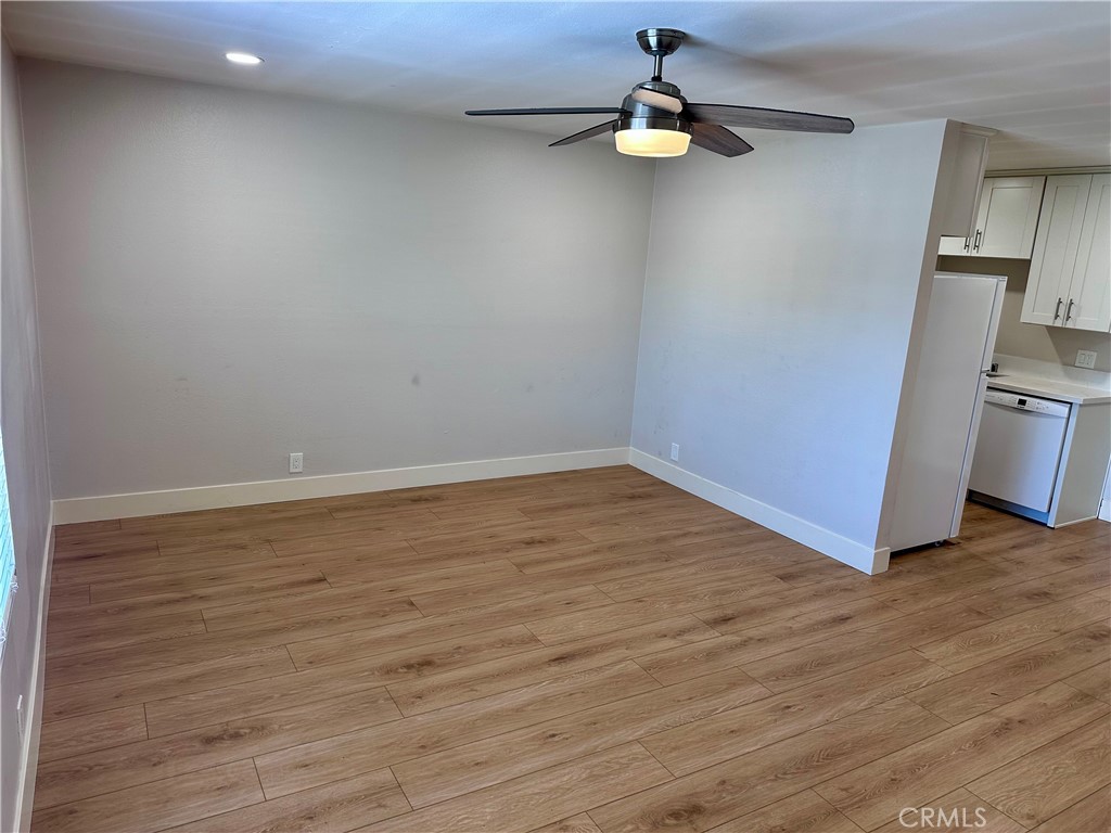 24831 La Cresta Drive E